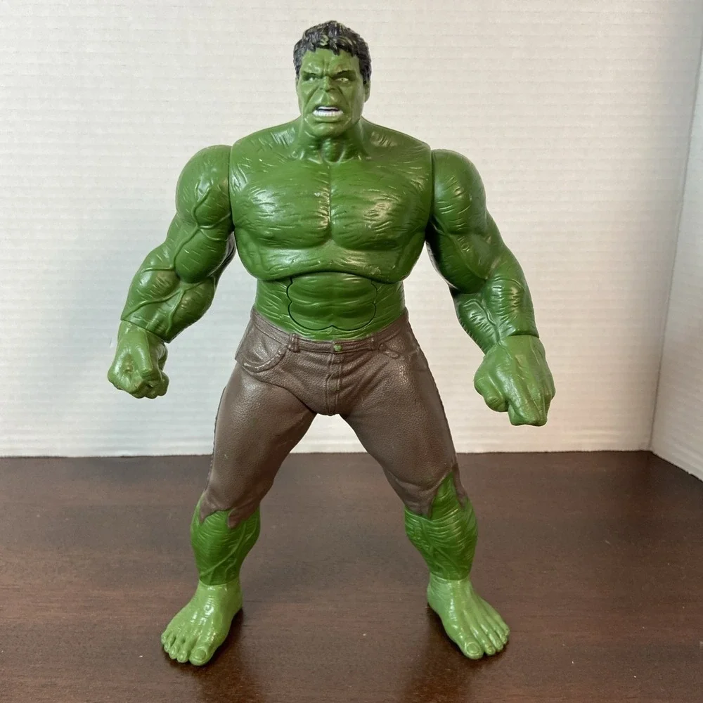 2012 Marvel Avengers Incredible Hulk 10